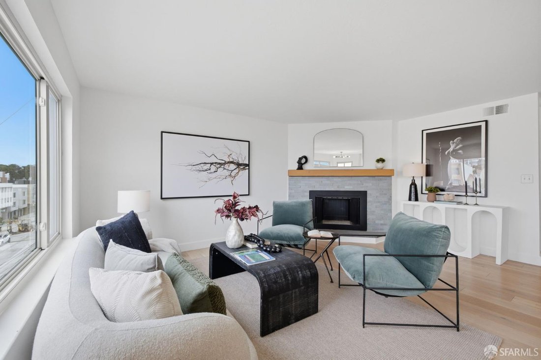 Condo in San Francisco, California, United States 2 - 18696811