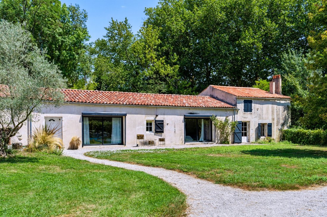 House in Arrondissement of Rochefort, Nouvelle-Aquitaine, France 4 - 18698825