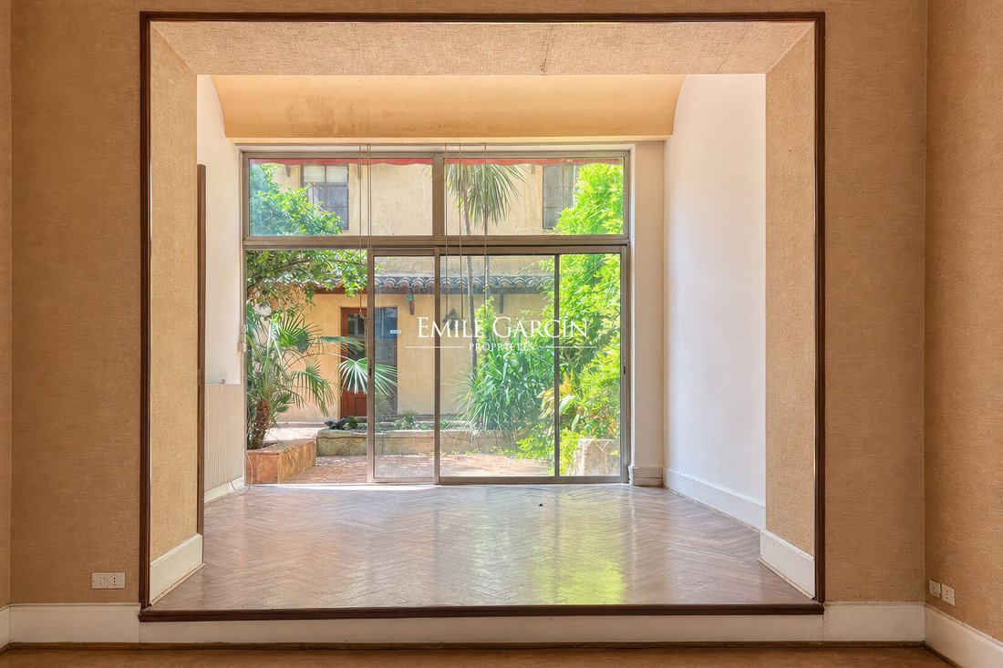 Villa in Avignon, Provence-Alpes-Côte d'Azur, France 3 - 18699411