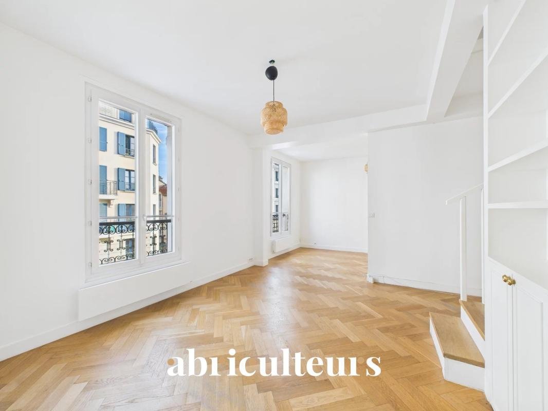 Apartment in Puteaux, Ile-de-France, France 2 - 18696753