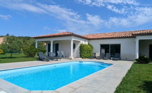 Villa à Partie Nord-Ferrieres-Cadenades-Rouviere, Le Muy, France 1