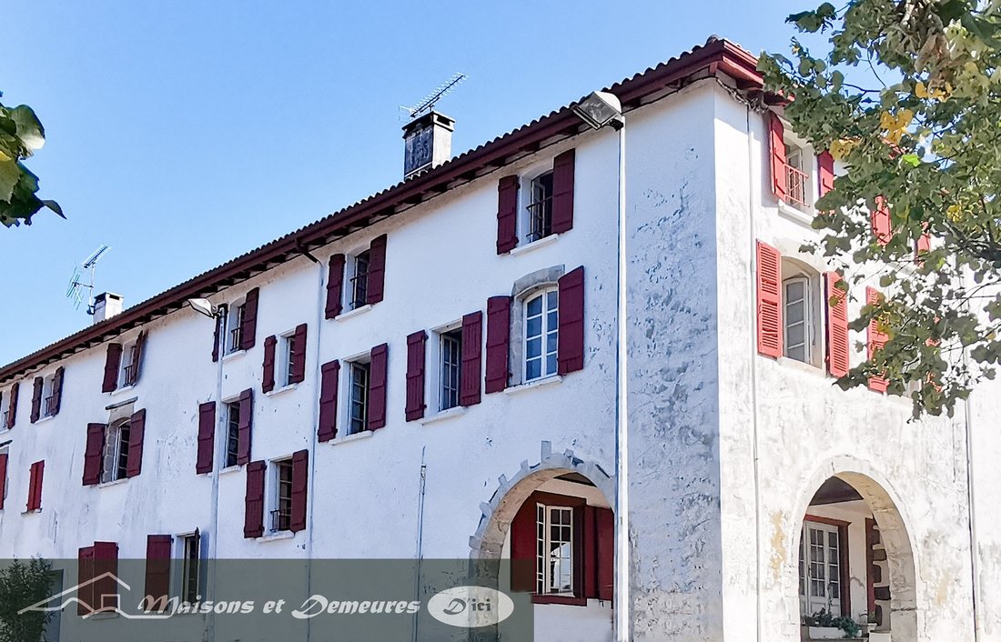 House in La Bastide-Clairence, Nouvelle-Aquitaine, France 1 - 18699108