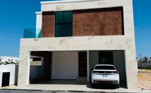 House in Mazatlán, Sinaloa, Mexico 1