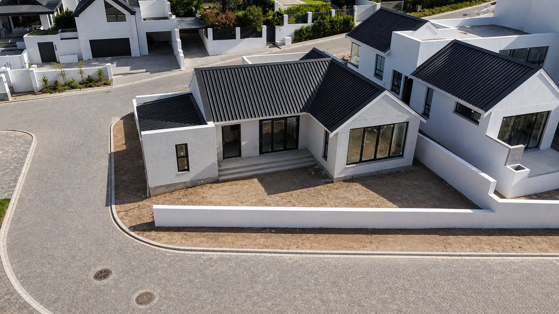 House in Scott Estate, Cape Town, South Africa 3 - 18696449