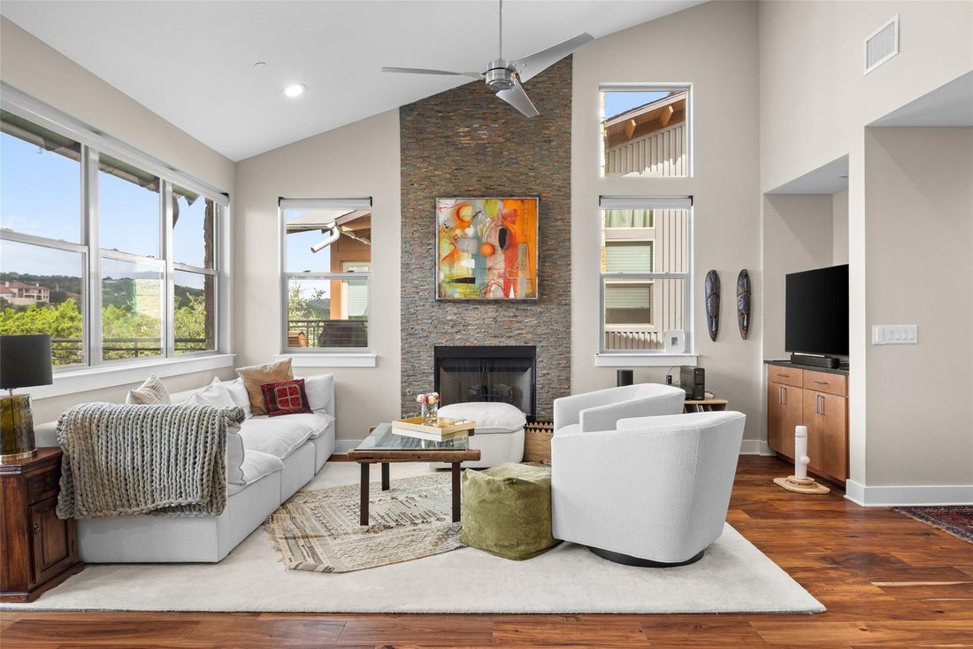 Condo in Austin, Texas, United States 3 - 18697896