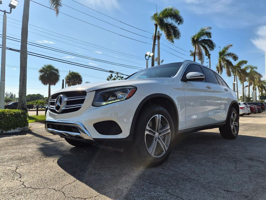 Suv in West Palm Beach, FL, United States 2 - 18699660