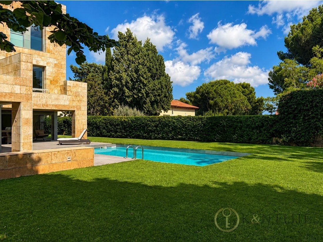 Villa in Les Corts, Barcelona, Spain 5 - 18696219