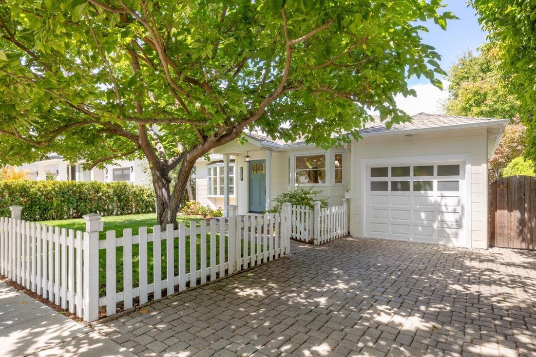 House in East Palo Alto, California, United States 3 - 18697893