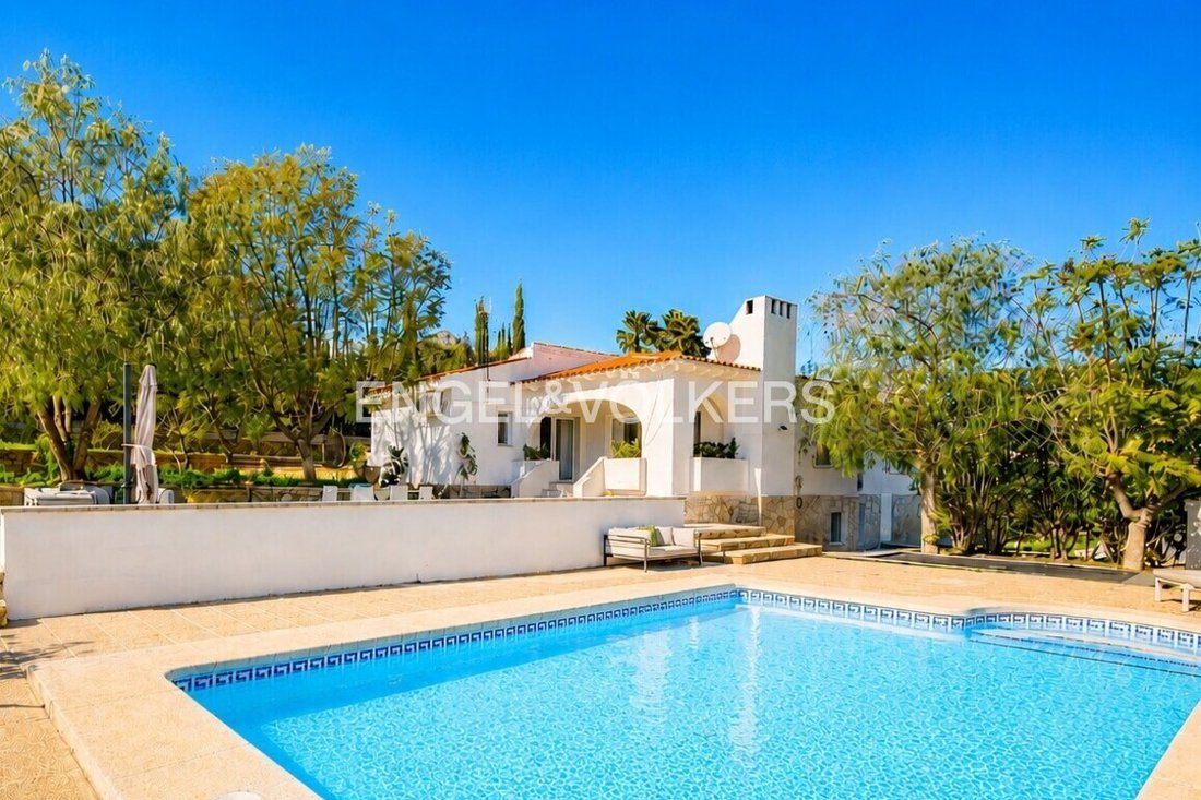 Villa in Polop, Valencian Community, Spain 1 - 18700399