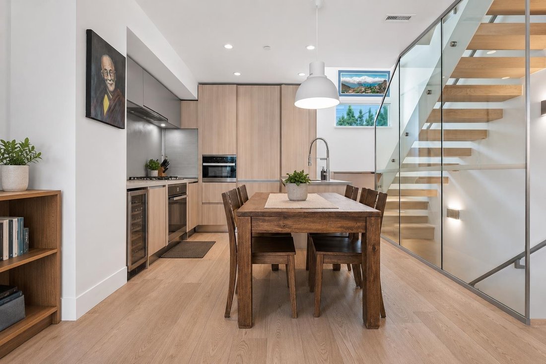 House in Vancouver, British Columbia, Canada 4 - 18700357
