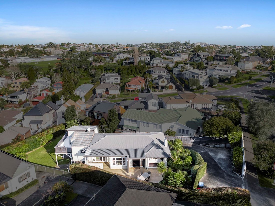 House in Auckland, Auckland, New Zealand 1 - 18700202