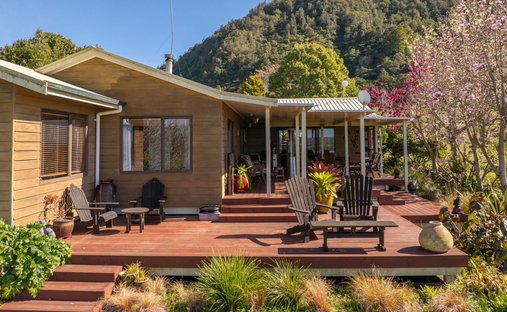 House in Rotoma, Bay of Plenty, New Zealand 1