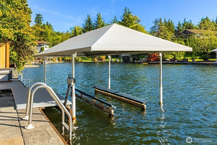 House in Bellevue, Washington, United States 4 - 18700479