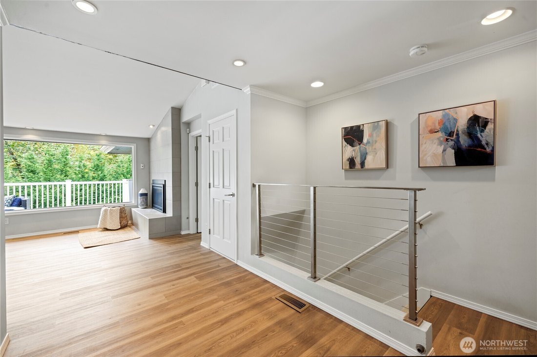 House in Mercer Island, Washington, United States 5 - 18700425