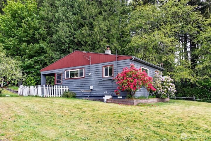 House in Poulsbo, Washington, United States 1 - 18700503