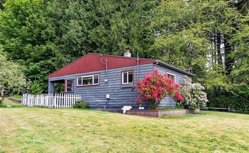 House in Poulsbo, Washington, United States 1