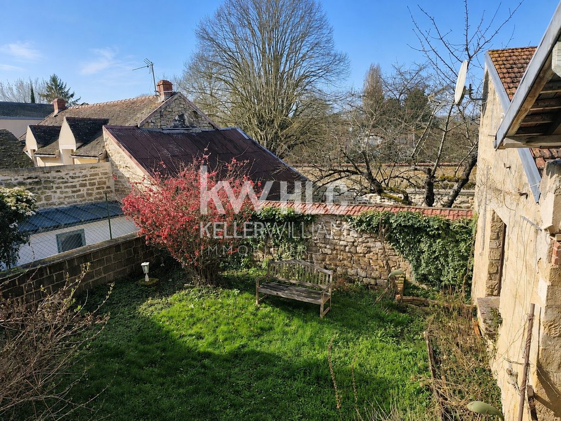 House in Port Ham-Village, Cergy, France 2 - 18700408