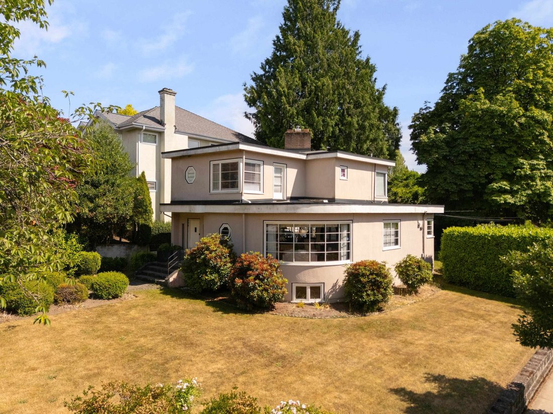 Land in Vancouver, British Columbia, Canada 3 - 18700374