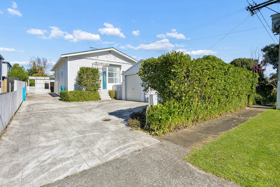 House in Auckland, Auckland, New Zealand 1 - 18700200