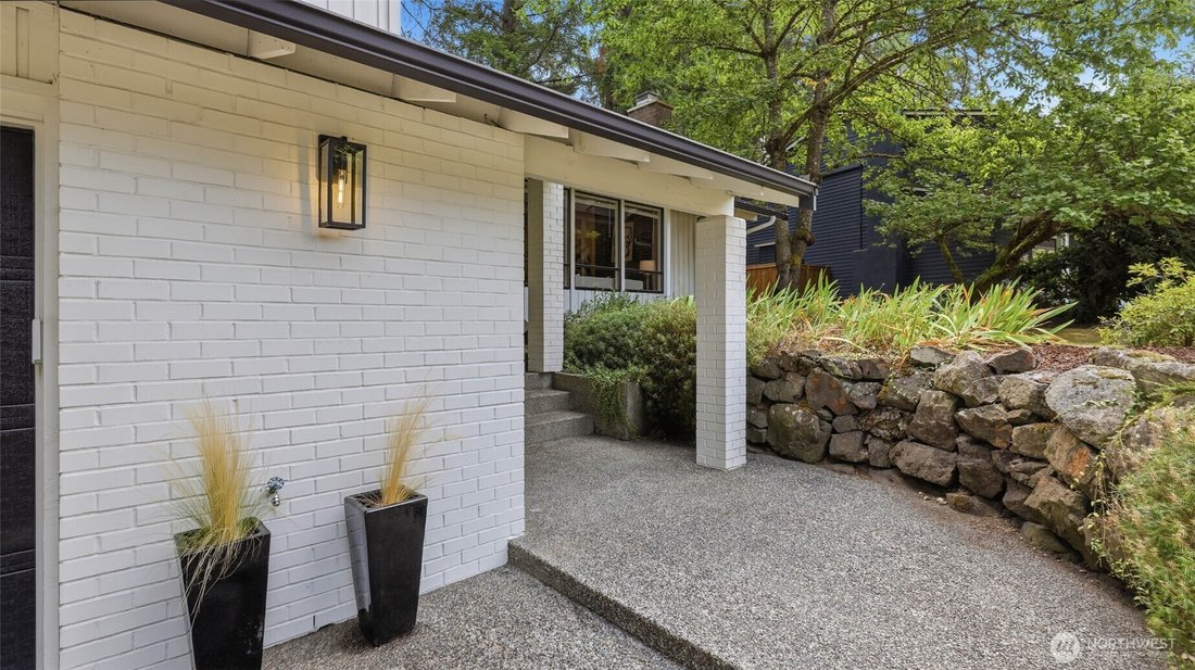 House in Mercer Island, Washington, United States 2 - 18700426