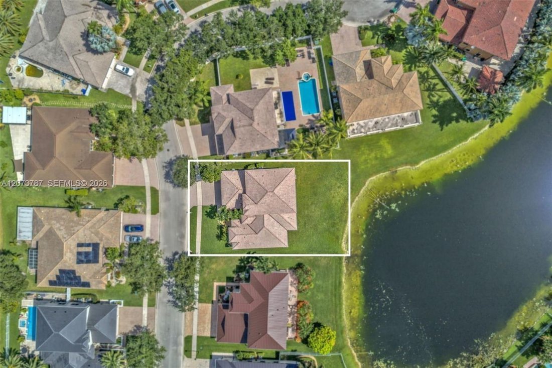 House in Miramar, Florida, United States 5 - 18700225