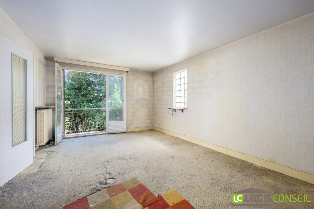House in La Faiencerie-Le Clos Saint Cyr, Bourg-la-Reine, France 2 - 18700313