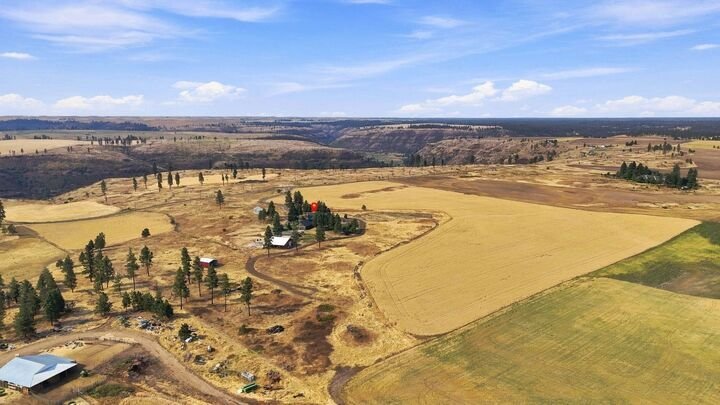 House in Valleyford, Washington, United States 3 - 18700125