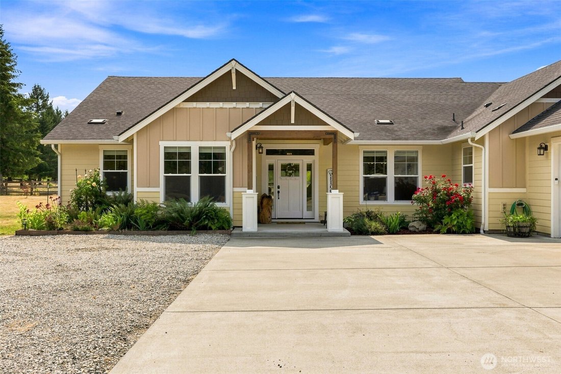 House in Yelm, Washington, United States 4 - 18699974