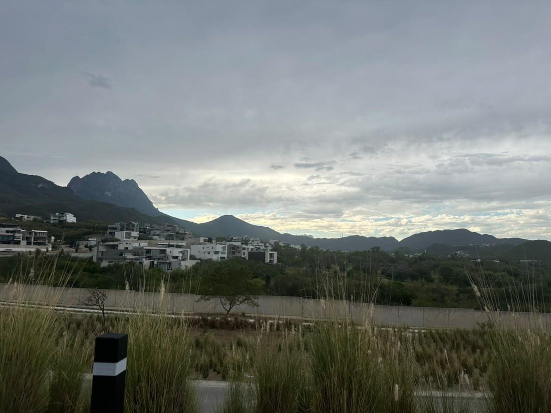 Land in Monterrey, Nuevo Leon, Mexico 2 - 18700307