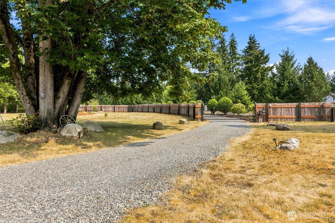 House in Yelm, Washington, United States 2 - 18699974