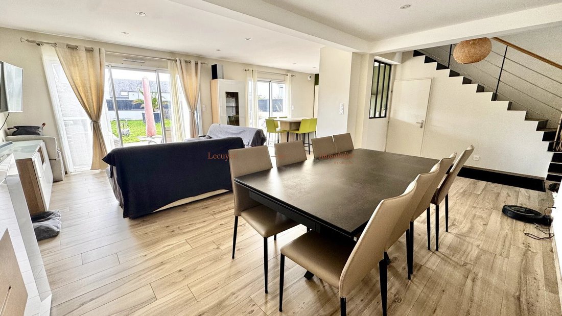 House in Centre Bourg, Sene, France 2 - 18700272