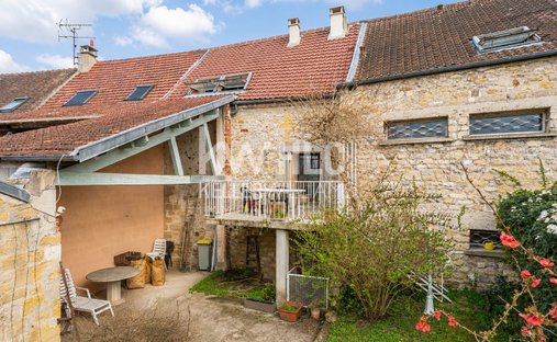 House in Port Ham-Village, Cergy, France 1