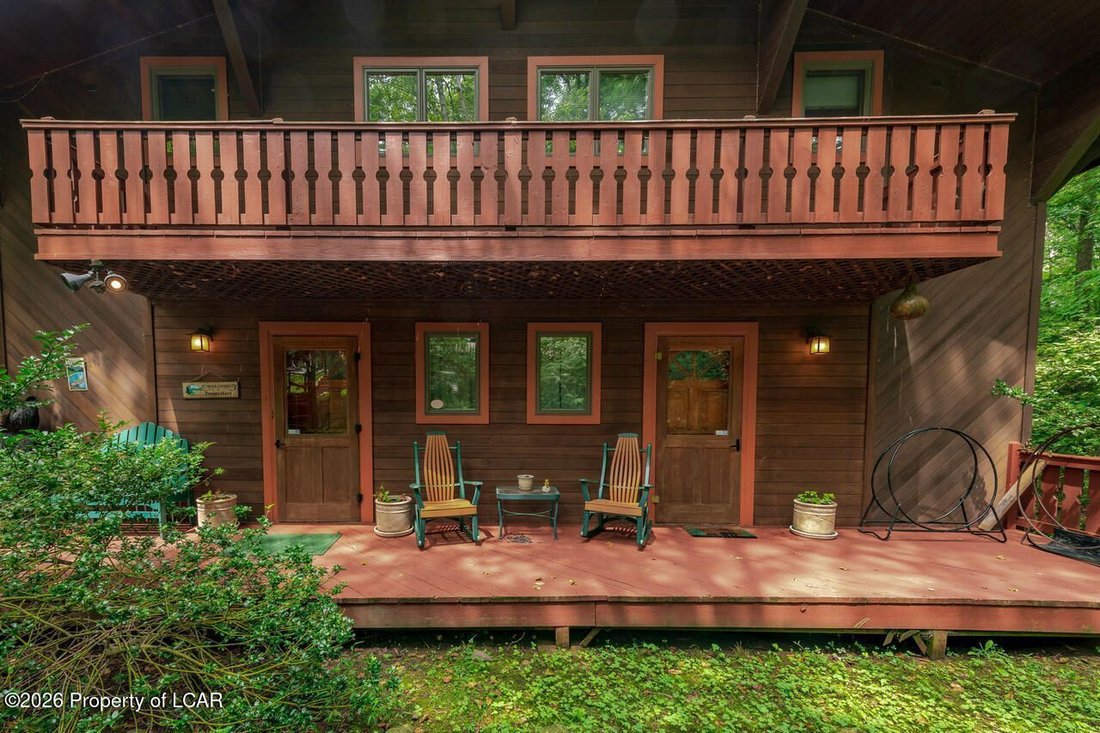 House in Drums, Pennsylvania, United States 2 - 18699925