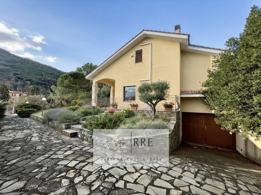 Villa in Garlenda, Liguria, Italy 2 - 18699914