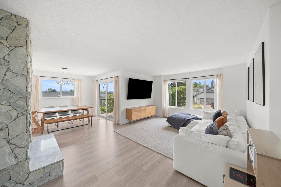 House in Port Moody, British Columbia, Canada 5 - 18700336
