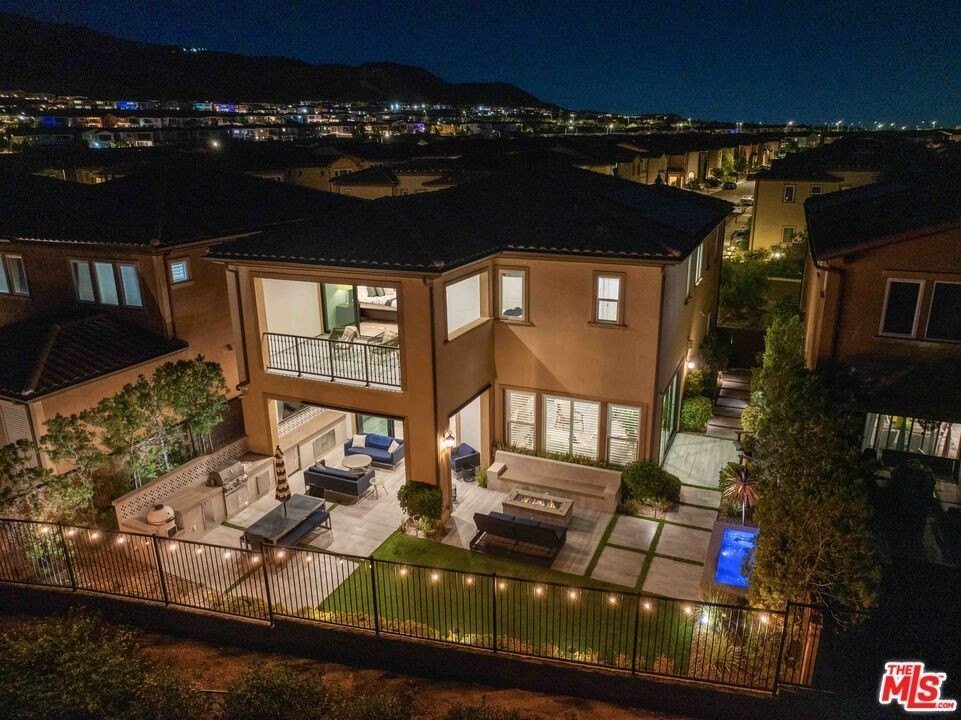 House in Los Angeles, California, United States 1 - 18699996