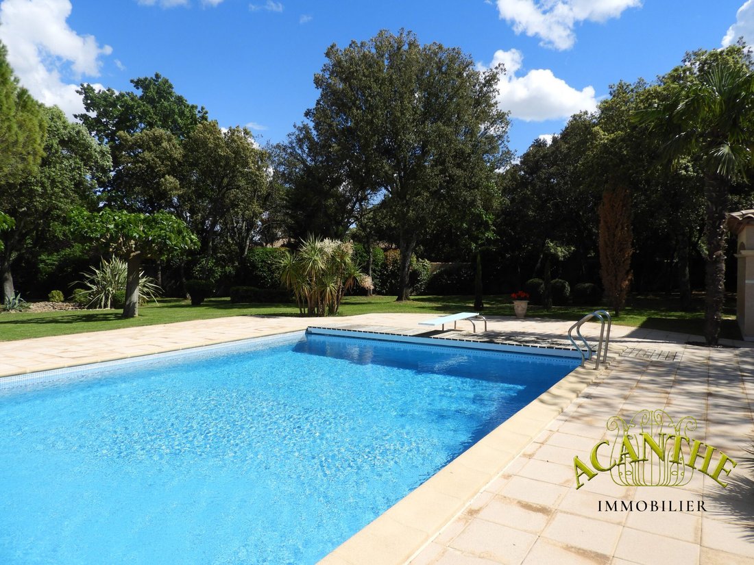Villa in Centre Ville, Castries, France 3 - 18700258