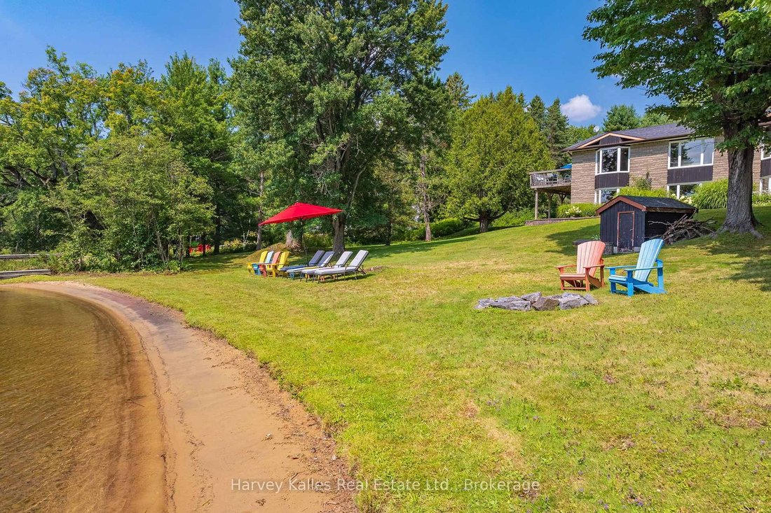 House in Huntsville, Ontario, Canada 5 - 18699953