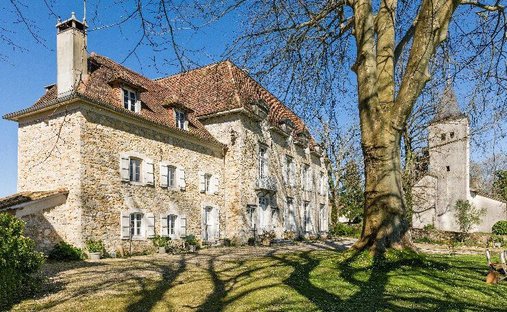 Chateau in Orion, Nouvelle-Aquitaine, France 1