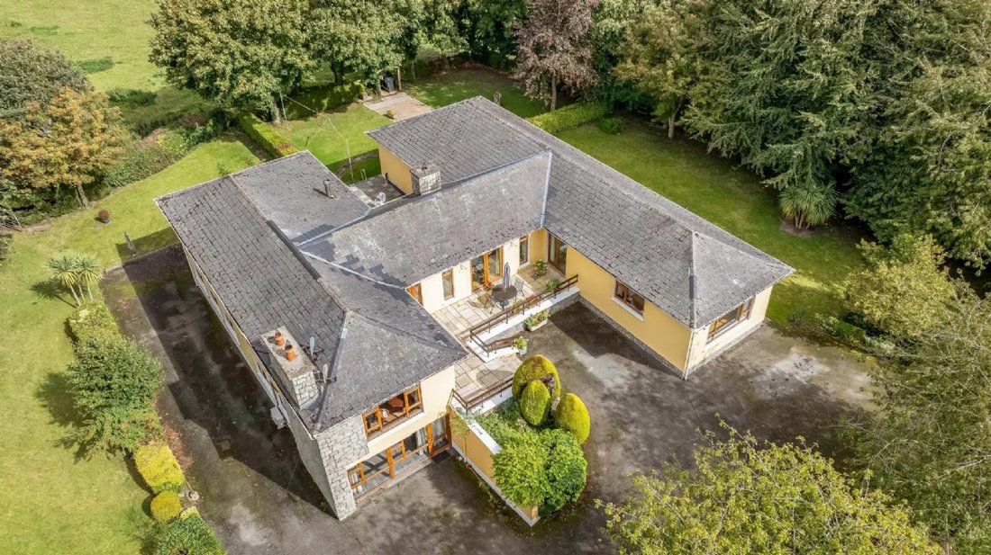 House in Hynestown, County Dublin, Ireland 4 - 18700106