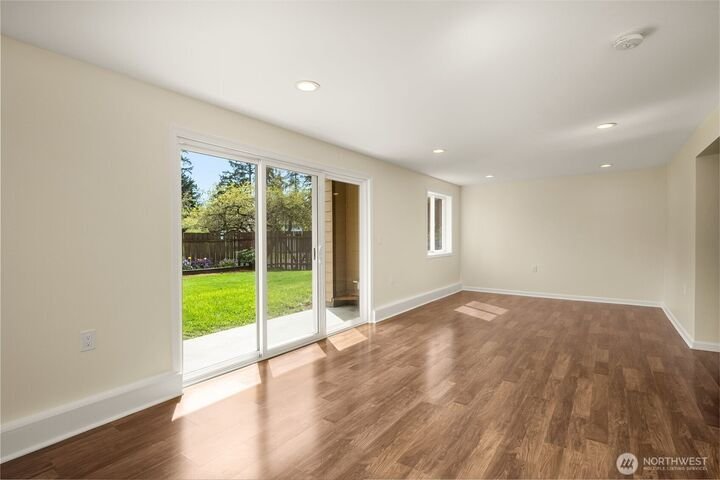 House in Bellevue, Washington, United States 5 - 18700505