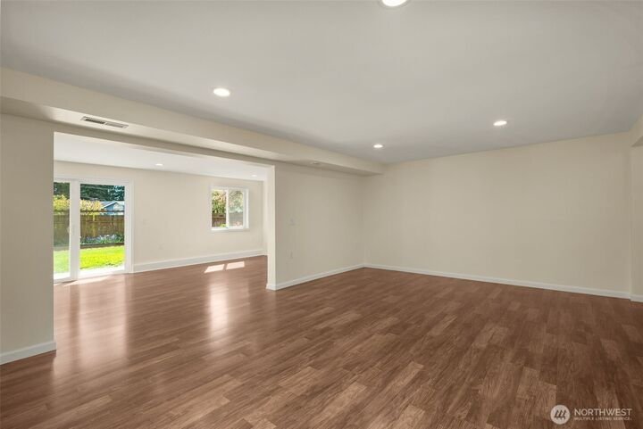 House in Bellevue, Washington, United States 3 - 18700505