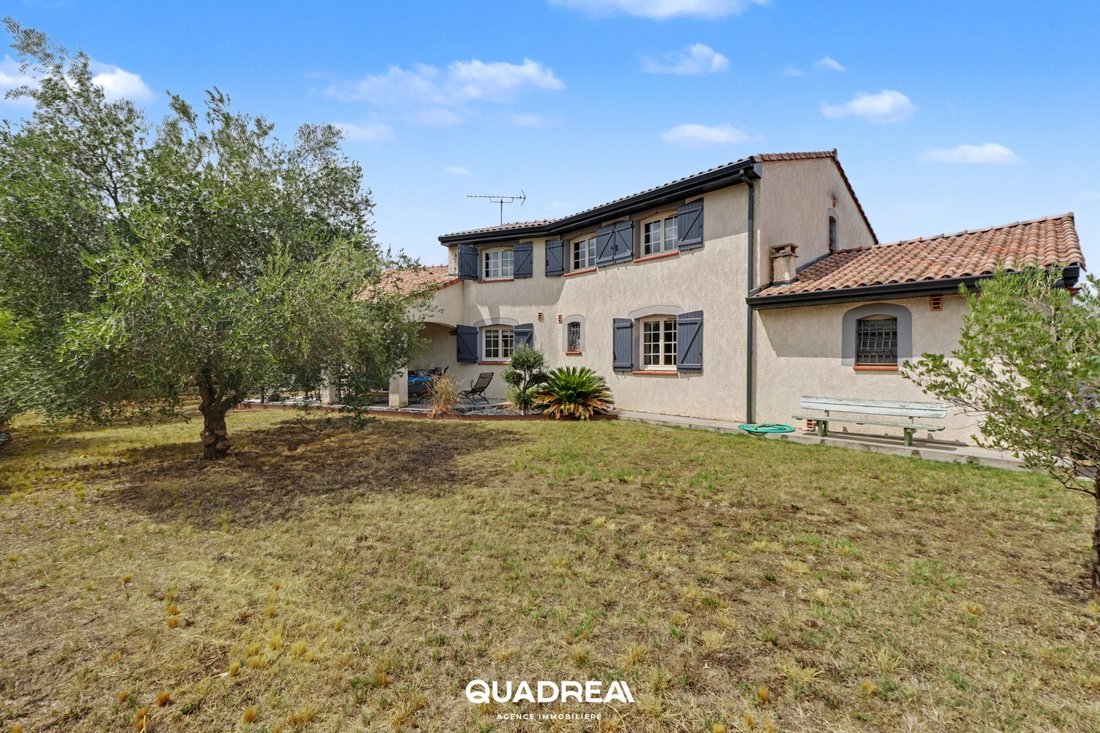 House in Le Village, Launaguet, France 1 - 18700373