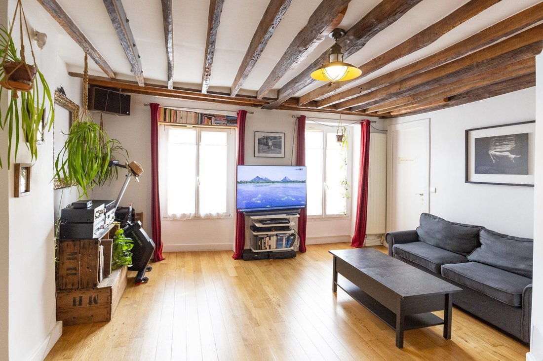 Apartment in Amiraux-Simplon-Poissonniers, Paris 18e Arrondissement, Paris 2 - 18700328
