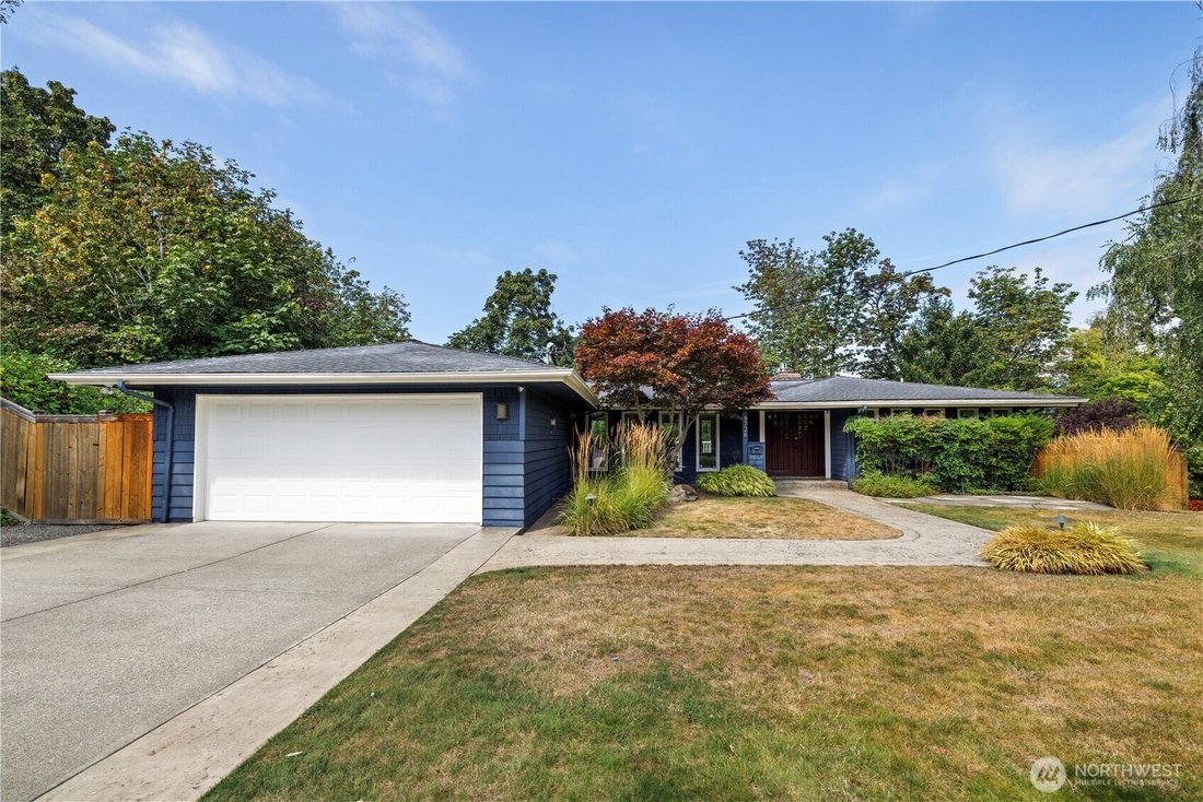 House in Mercer Island, Washington, United States 2 - 18700425