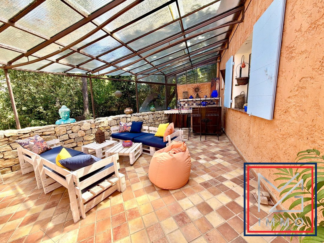 Villa in Six-Fours-les-Plages, Provence-Alpes-Côte d'Azur, France 2 - 18700252