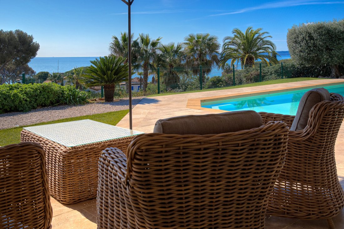 Villa in Les Issambres, Roquebrune-sur-Argens, France 4 - 18700419