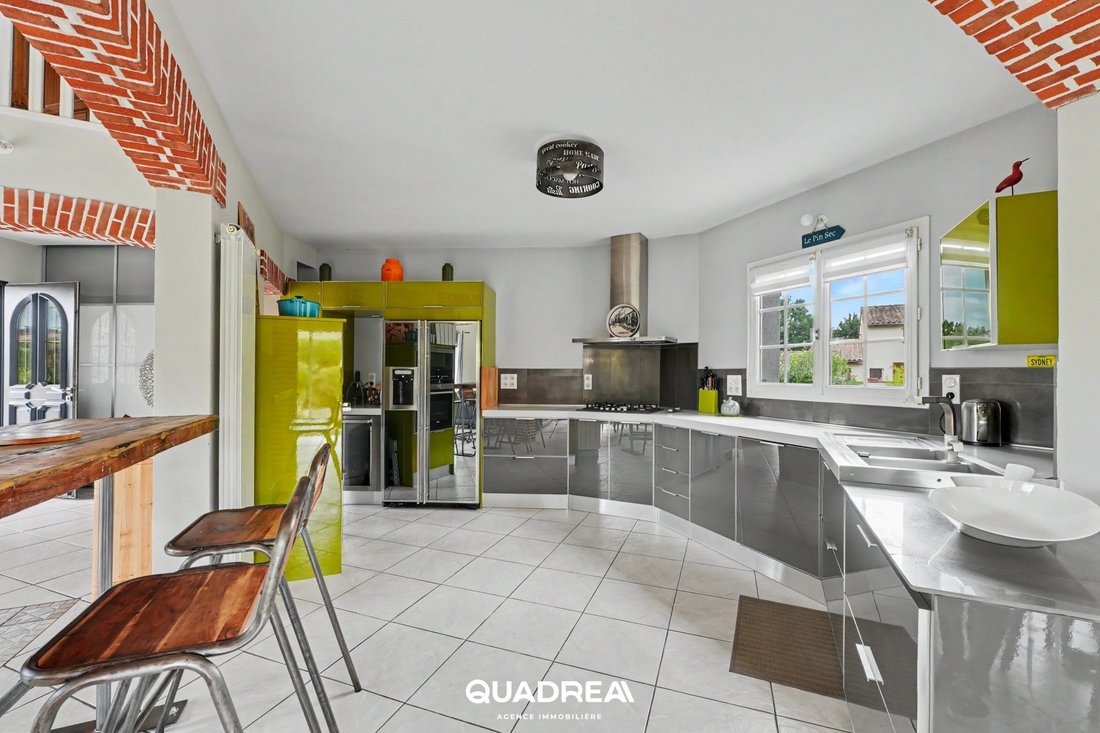 House in Le Village, Launaguet, France 4 - 18700373