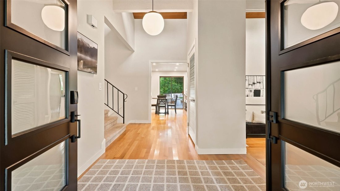 House in Mercer Island, Washington, United States 4 - 18700426