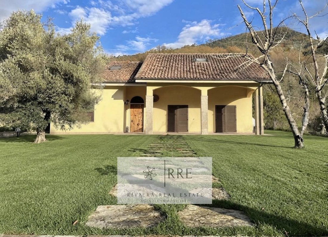 Villa in Garlenda, Liguria, Italy 4 - 18699914